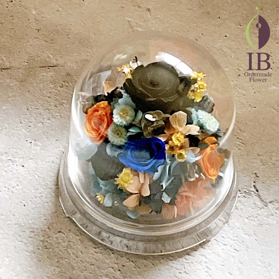 お好きなお色のバラで製作