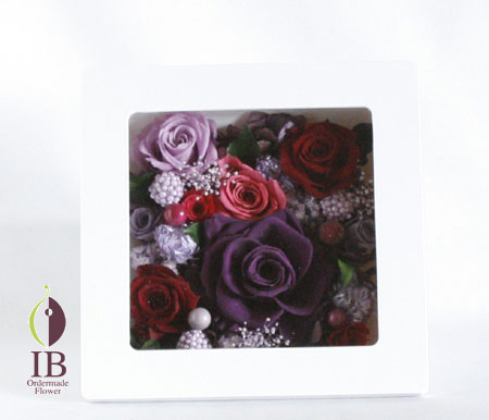 プリザーブドフラワ－　古希　紫のバラ　